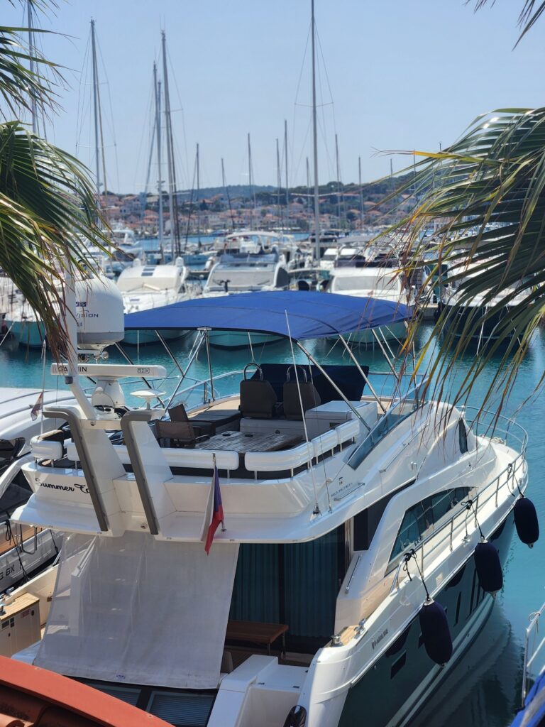 Croatia, Rogoznica_View on Motorboat